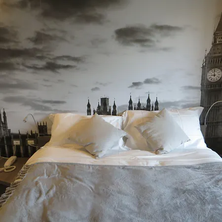 Hotel Seven Rooms-2